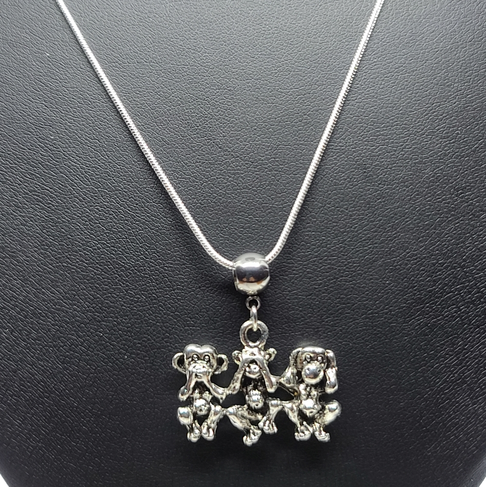 Monkeys: speak, see, hear no evil necklace